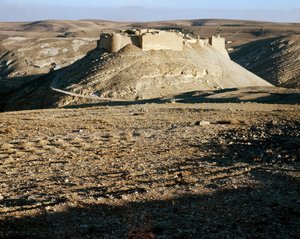 Ansicht von Karac el Chobac, Kreuzritterburg auf der östlichen Seite der Arabah von Unknown artist