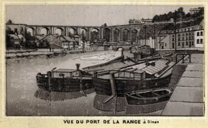 Ansicht des Hafens von La Rance in Dinan, Côtes-d