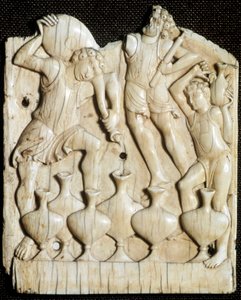 Hochzeit zu Kana: „Die Diener füllen sechs Krüge mit Wasser, das Jesus Christus in Wein verwandeln wird“ Elfenbeintafel, 11. Jahrhundert London, Victoria and Albert Museum von Unknown artist