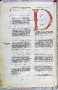Eine Seite aus der Bibel des 11. Jahrhunderts mit dem Großbuchstaben D