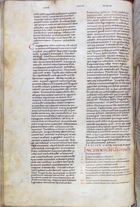 Eine Seite aus der Bibel des 11. Jahrhunderts