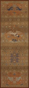 Stuhlabdeckung mit einem Kranich, Löwen, Drachen, glückverheißenden Symbolen und Blumenmustern von Unknown artist