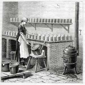 Herstellung von Camembert-Käse (Quark wird in Formen gegossen) - in „Die Wunder der Industrie“ von Louis Figuier
