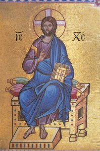 Mosaik, das Christus auf dem Thron darstellt