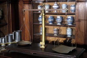 Apothekenwaage. 18. Jahrhundert. Museum für Wissenschaft und Technologie, Mailand von Unknown artist