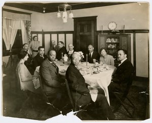 Arthur Schomburg und William Edouard Scott mit anderen von Unknown photographer