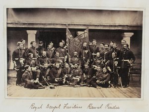Mitglieder des 101. Regiments zu Fuß (Royal Bengal Fusiliers) in Rawalpindi von Unknown photographer