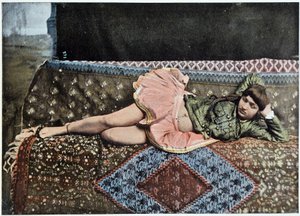 Perserin in einem Harem von Teheran von Unknown photographer