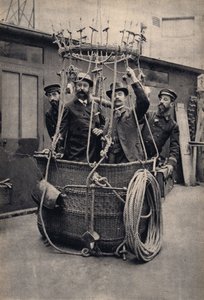 Fotografische Inszenierung mit einem Heißluftballon. Fotografie, späte 19. Jahrhundert, Paris. Sammlung Selva.