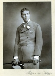 Porträt von Philippe, Herzog von Orléans (1869 - 1926), junger Mann von Unknown photographer