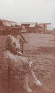Porträt einer Frau am Strand in Viareggio