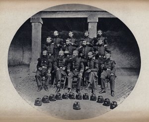 Porträt der Feuerwehrleute der 22. Linie von Unknown photographer