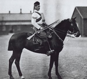 Sergeant der 92nd Gordon Highlanders, ausgerüstet als berittener Infanterist von Unknown photographer