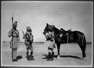 Drei abgestiegene Sowars der 2. Madras Leichten Kavallerie, um 1880 von Unknown