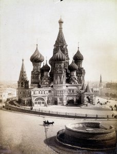 Ansicht der Kirche St. Basilius der Selige auf dem Roten Platz in Moskau