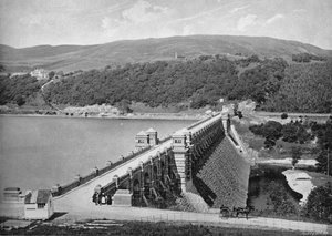 Der Damm, Lake Vyrnwy, ca. 1896 von Valentine and Sons Ltd