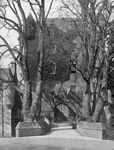 Zugbrücke, Cawdor Castle, Schottland, 1924-1926