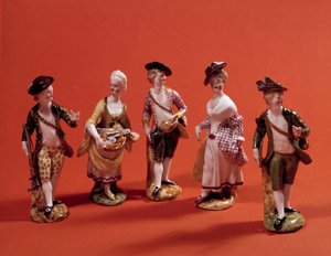 Kleine Figuren, die Charaktere darstellen (Jäger, Hausfrau, Dame der gehobenen Gesellschaft...) Porzellanfiguren aus der venezianischen Schule des 18. Jahrhunderts. Paris, Kunstgewerbemuseum