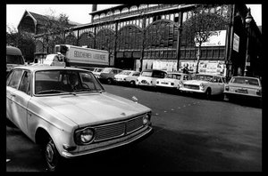 Die Hallen von Paris kurz vor dem Abriss im August 1971 (s/w Foto) von Victor Baltard