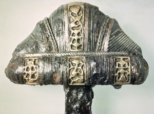 Detail eines Schwertgriffs mit gestempelter Dekoration von Viking