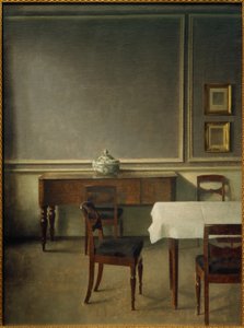 Interieur mit Porzellanterrine