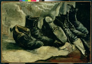 Drei Paar Schuhe