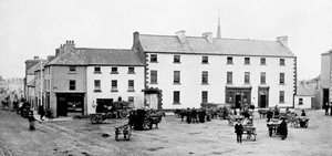 Der Platz, Mountmellick, County Laois, Irland, 1924-1926 von W. Lawrence