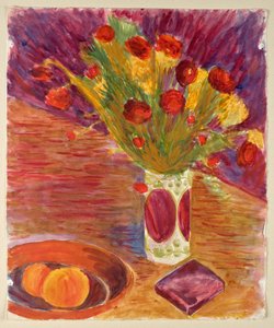 Blumenvase und Obstschale