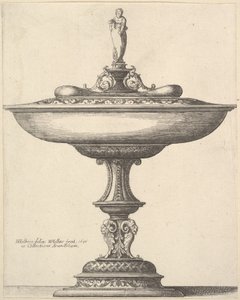 Eine weite Tasse mit ornamentalem Stiel, 1646