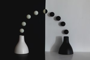Minimalistische Dualität von Wendy Xu