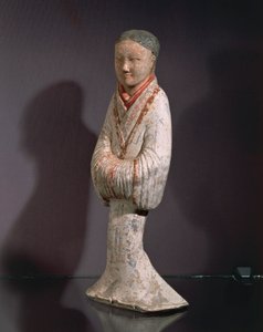 Frau in stehender Position (Terrakotta)
