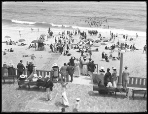 Strandbesucher und Badegäste, Deal, New Jersey, Juli 1916