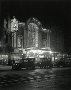 Ideal Theatre, 693 Eighth Avenue, an der 49th Street, ca. 1916-17 von William Davis Hassler