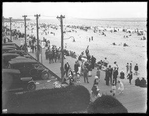 Blick auf die Promenade und den Strand vom Curley