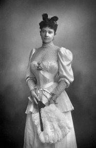 Gertrude Elizabeth Blood, Lady Colin Campbell 1857-1911, Journalistin und Salonlöwin, 1893