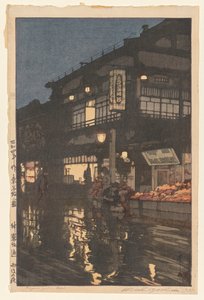 Kagurazaka-Straße nach einem Nachtregen