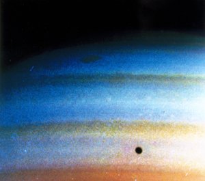 Wolkenmuster auf Saturn, fotografiert von Voyager 1