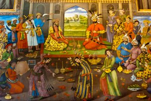 Fresko; Bankett mit tanzenden Mädchen; Shah Tahmasp empfängt den indischen Mogulkaiser Homayun; 1544; Chehel Sotoun; Vierzig-Säulen-Palast; Isfahan; Iran; Asien