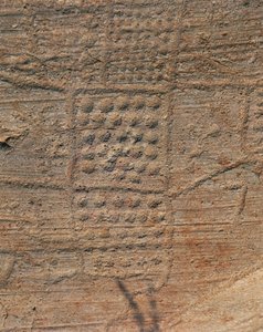 Prähistorische Camunische Felsgravur, Fels 1, topografische Komposition bekannt als "Karte von Bedolina"
