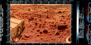 Raumschiff, USA, Viking Nahaufnahme der Marslandschaft vom Viking 1 Lander von Ferdinand Georg Waldmuller