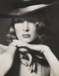 Frau mit Hut von John Pardon