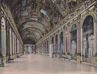 Galerie des Glaces (farbiges Foto) von (after) French Photographer