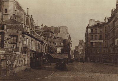 Der Saint-Martin-Platz, gesehen von der Rue Reaumur von (after) French Photographer