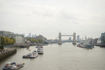 London Bridge über die Themse im Herzen Londons von Albert Mansour
