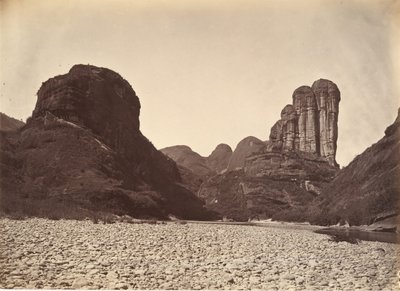 Gestapelter Steinberg in der Nähe von Sing Chang, ca. 1869 von Afong Lai
