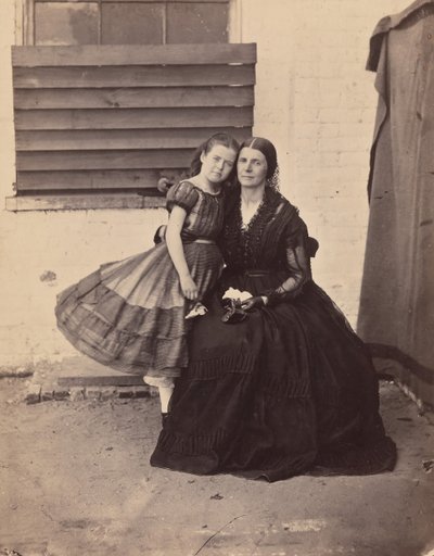 Mrs. Greenhow und Tochter, im alten Kapitol in Washington inhaftiert, 1862 von Alexander Gardner