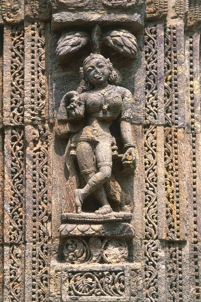 Tänzerin, Relief in der Tanzhalle (Nata Mandir), Tempel der Sonne (UNESCO-Welterbeliste) von Nicolas Toussaint Charlet