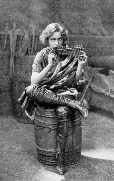 Pauline Chase als Peter Pan, 1908-1909 von Alfred Ellis and Walery