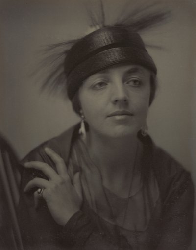 Katharine Nash Rhoades von Alfred Stieglitz