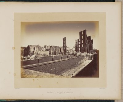 Die Docks von La Villette in Flammen von Alphonse J. Liébert